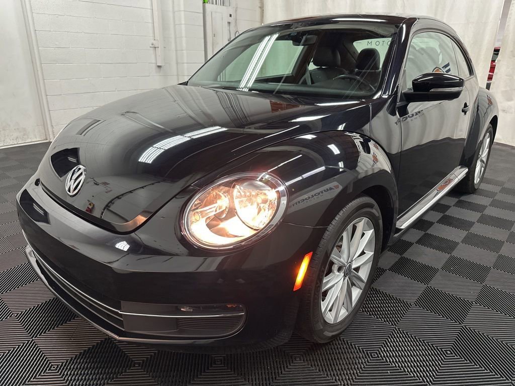 Used 2018 Volkswagen Beetle 2.0T SE image 4