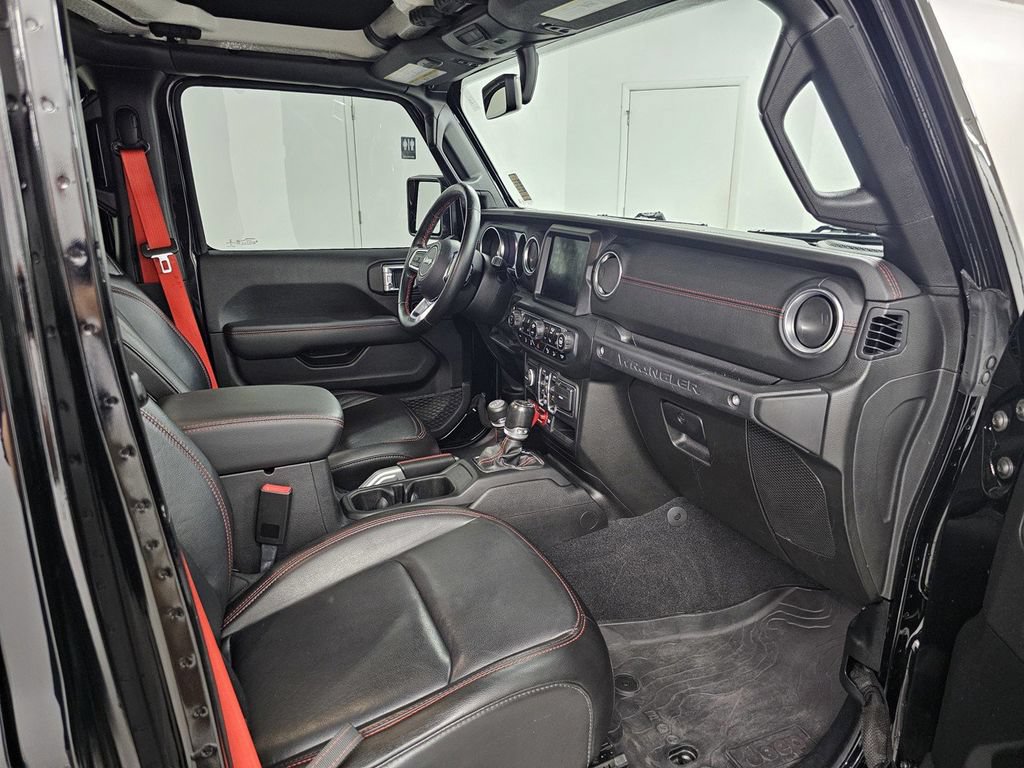 Used 2020 Jeep Wrangler Unlimited Rubicon w/ Quick Order Package 28Y Recon AWD/4WD image 27