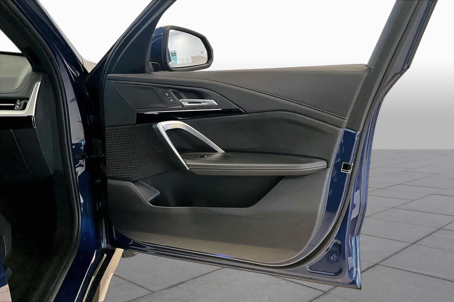 Certified 2025 BMW X1 xDrive28i AWD/4WD image 21