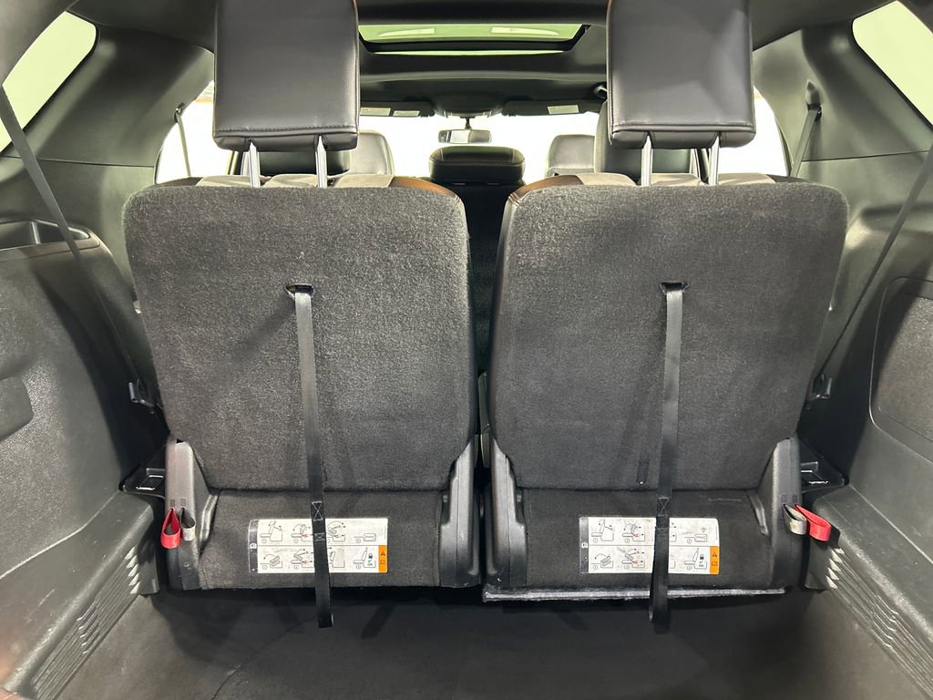 Used 2017 Ford Explorer XLT w/ Equipment Group 202A image 21