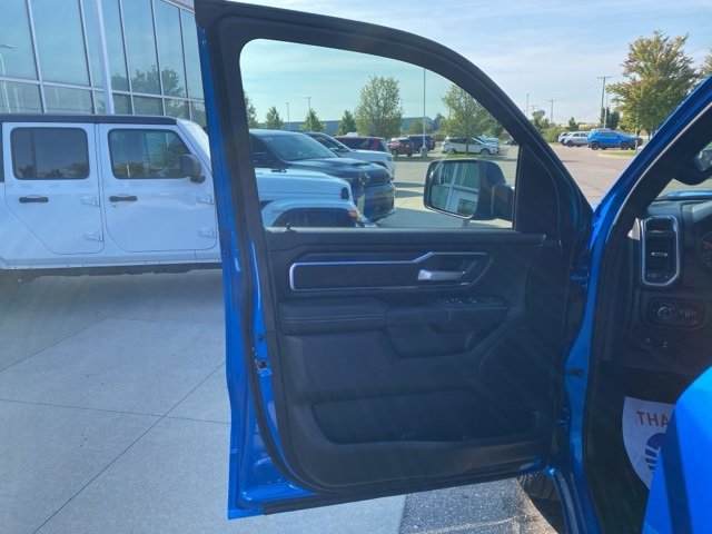 New 2026 RAM 1500 4x4 Crew Cab image 14
