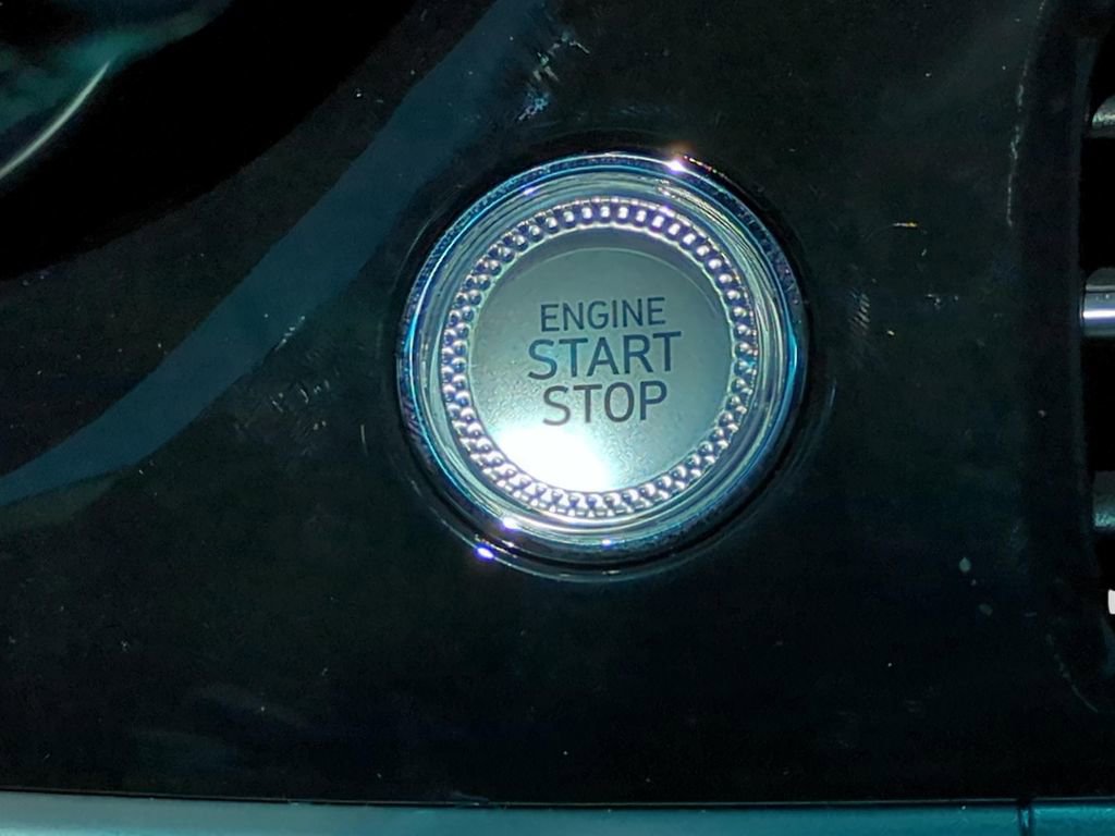 Used 2026 Genesis G70 2.5T RWD image 27