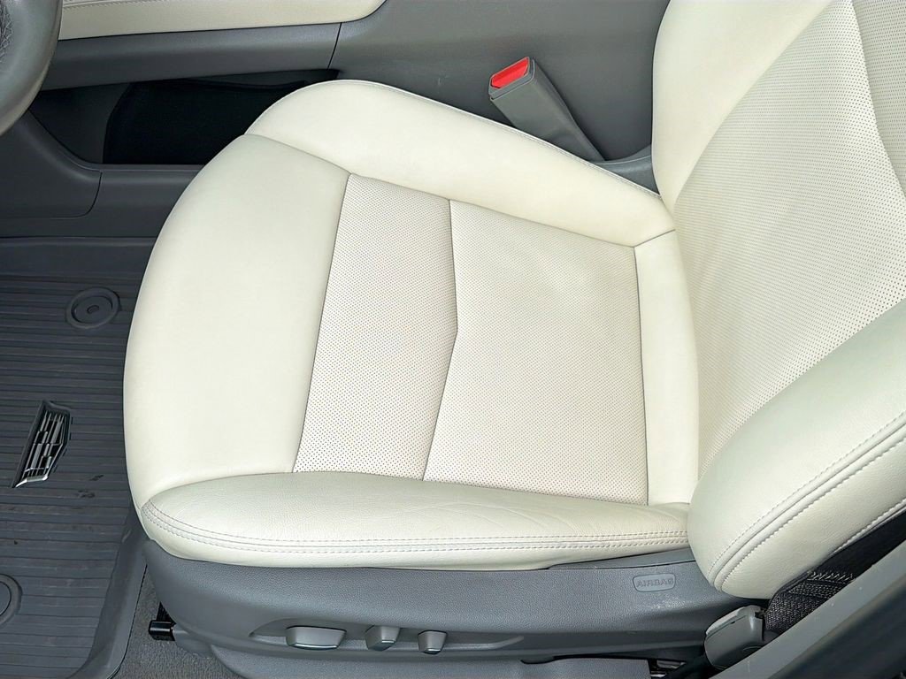 Certified 2022 Cadillac XT5 Premium Luxury w/ Technology Package image 20