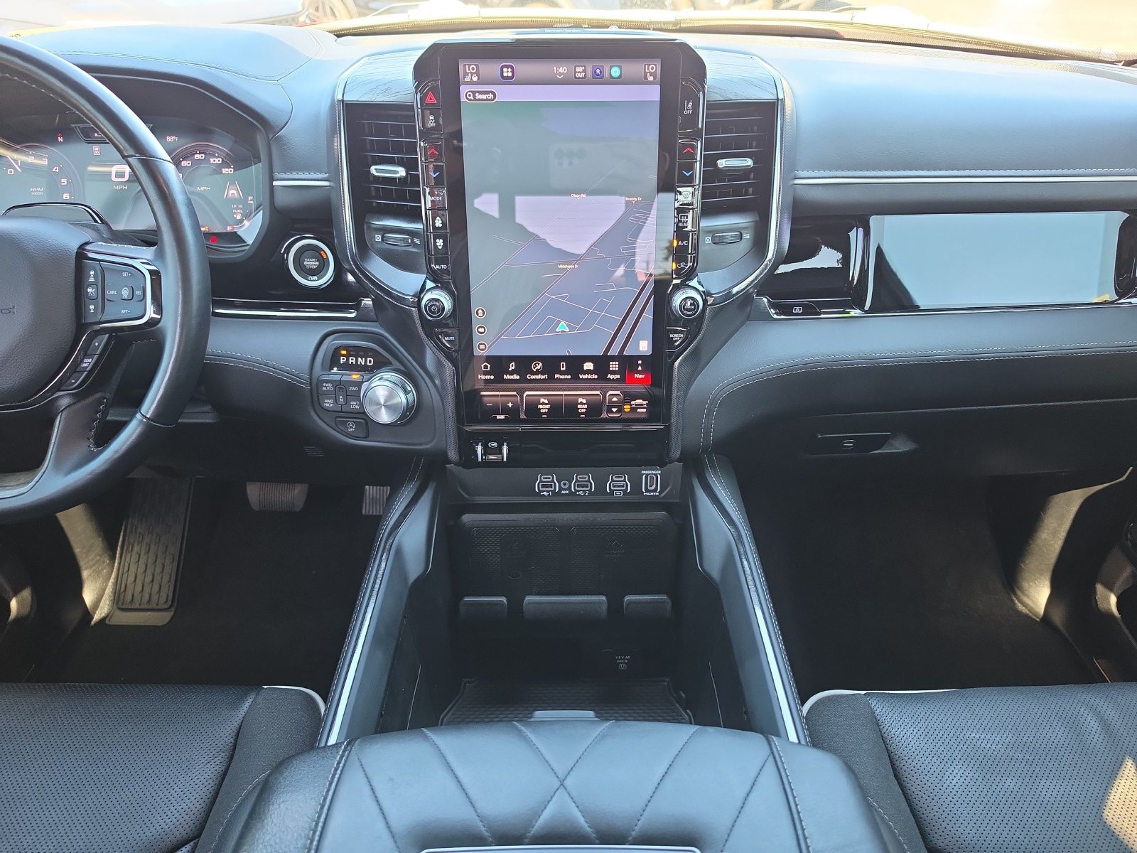 Used 2025 RAM 1500 Limited AWD/4WD image 11