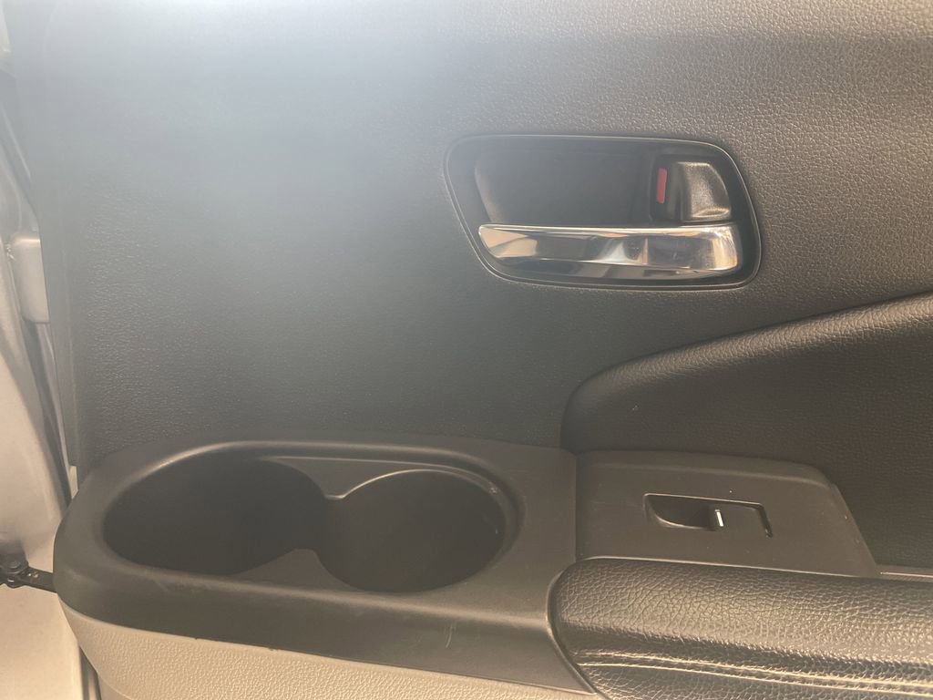 Used 2021 Honda Pilot EX image 18