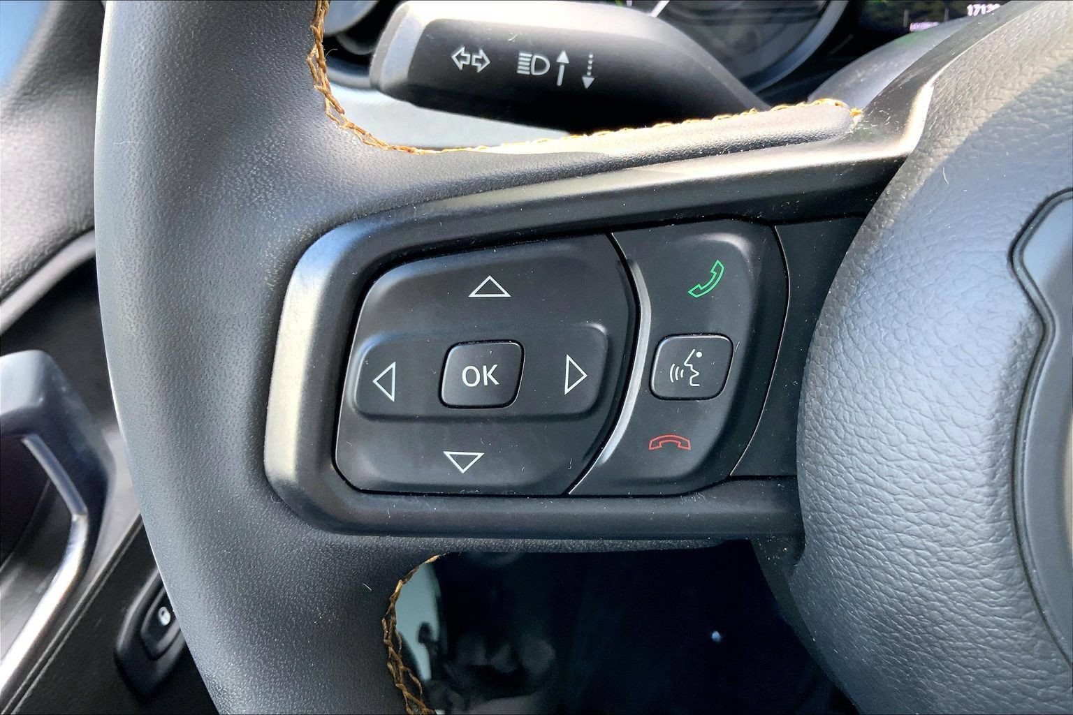Used 2024 Jeep Wrangler Unlimited AWD/4WD image 18