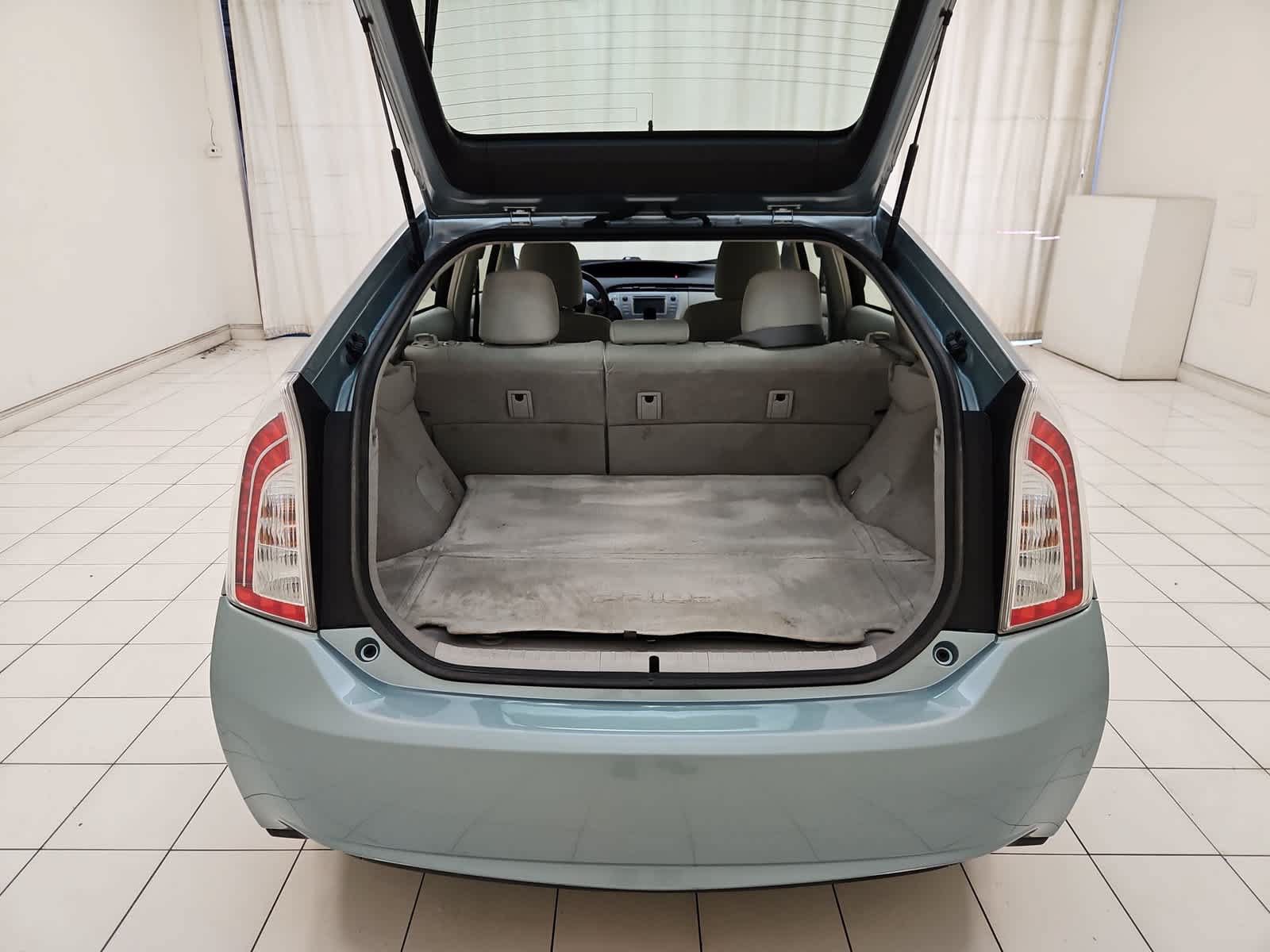 Used 2014 Toyota Prius Three FWD image 19