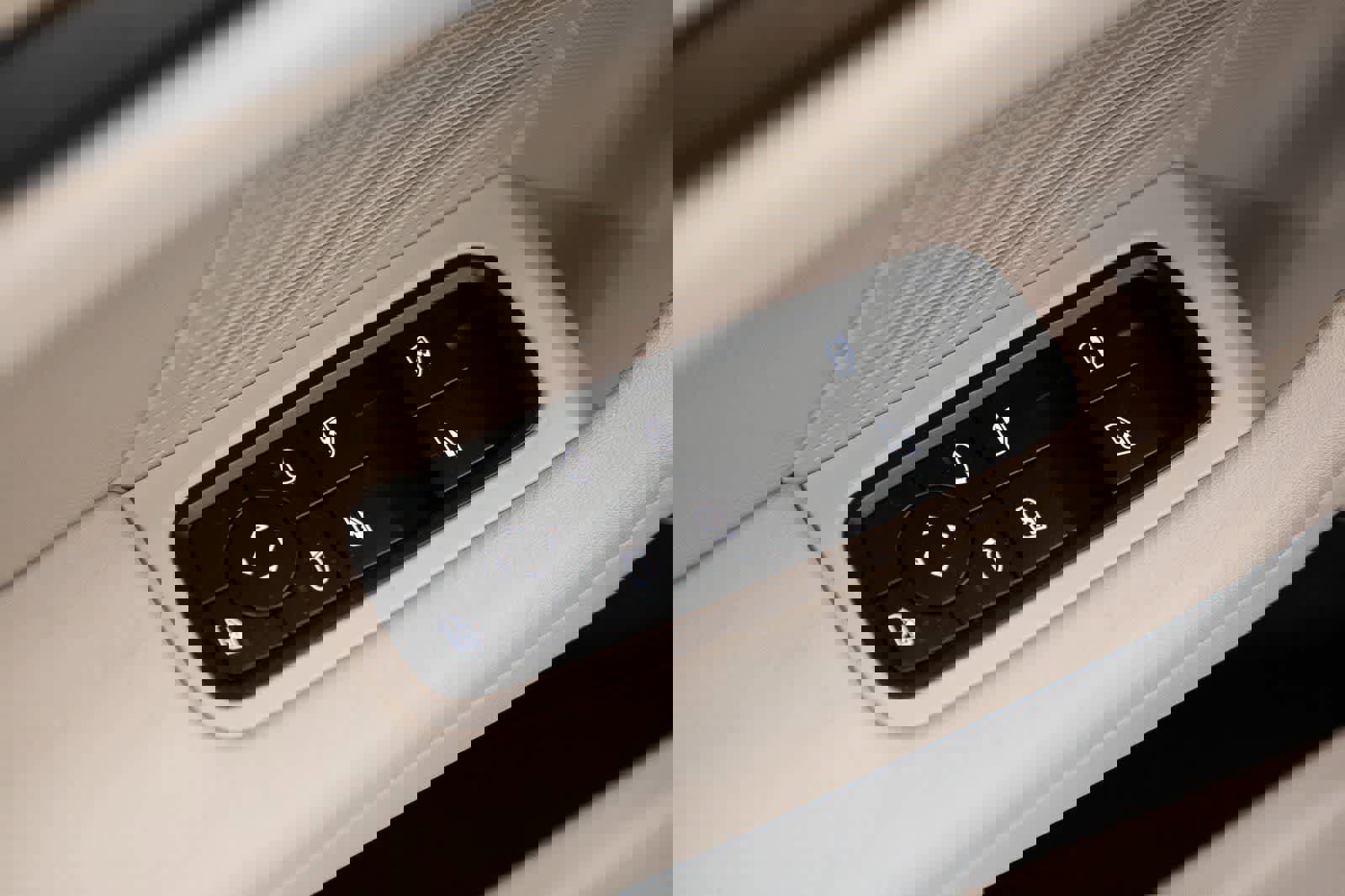 Certified 2023 Porsche Taycan 4 Cross Turismo image 18