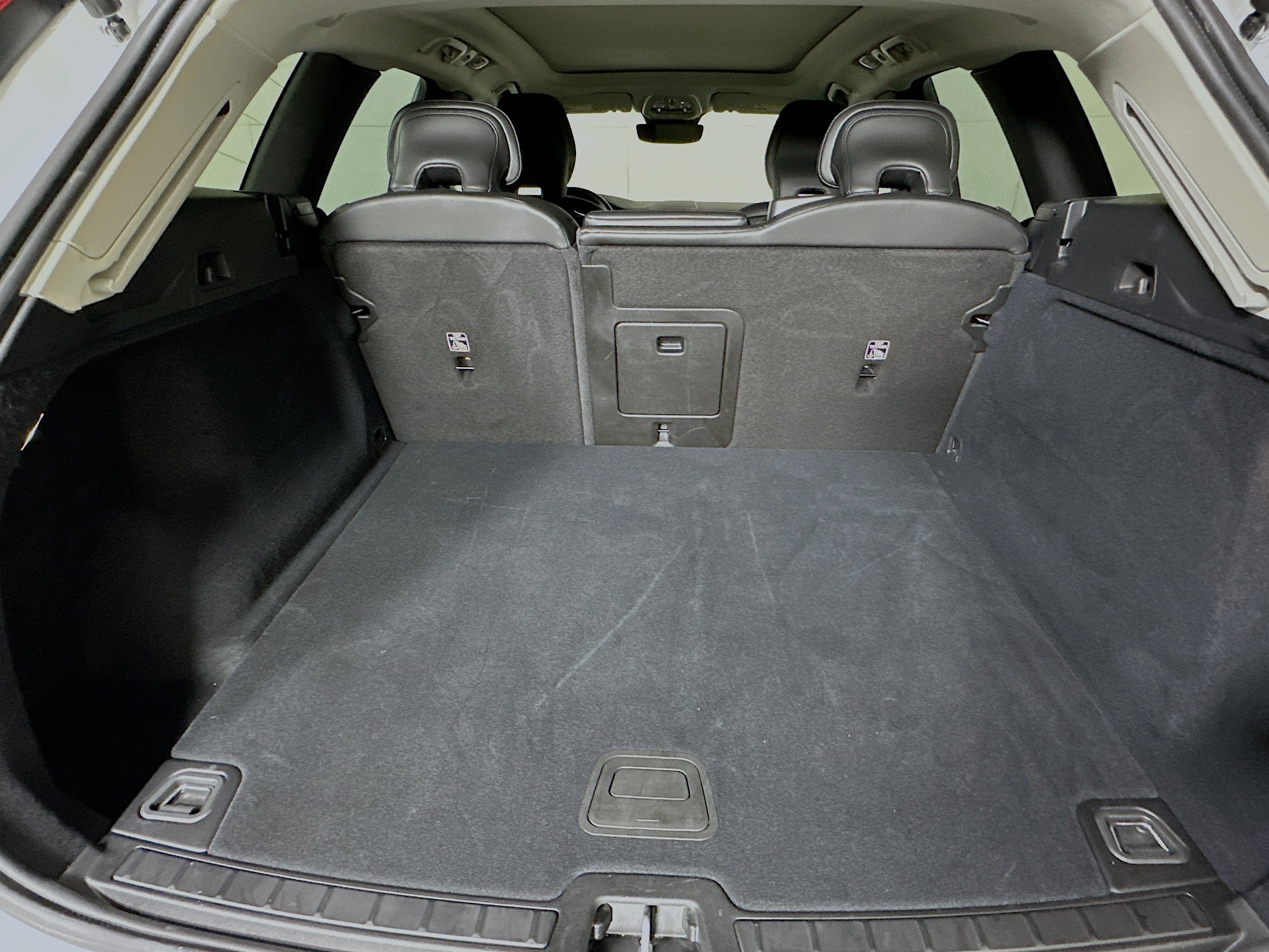 Used 2025 Volvo XC60 B5 Core image 31