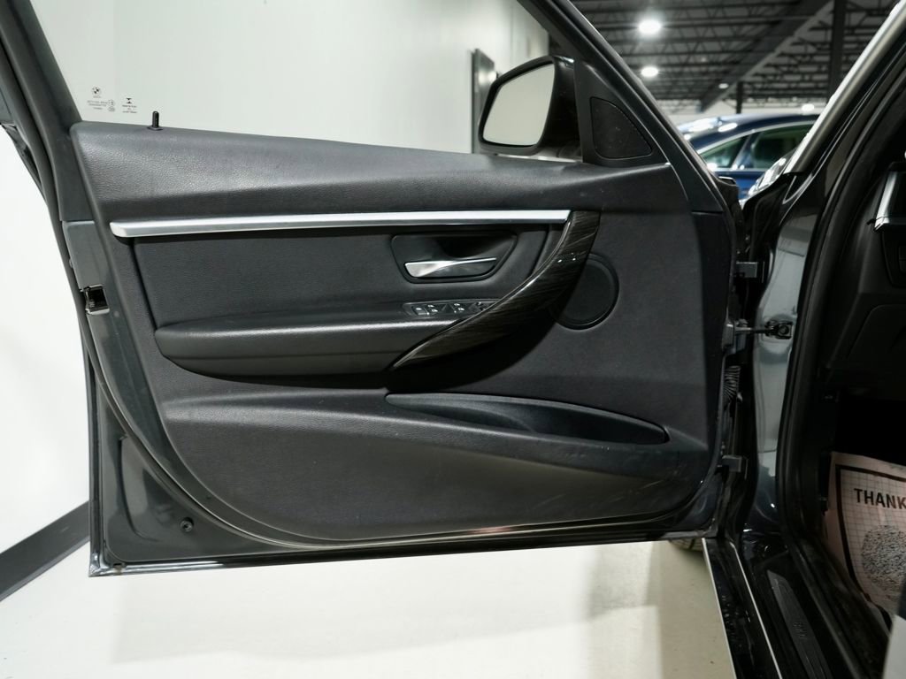 Used 2017 BMW 330i 330i image 13