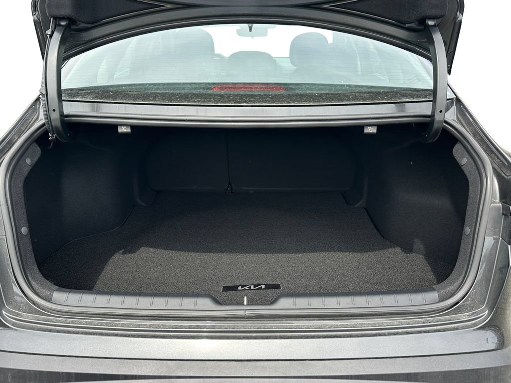 New 2026 Kia K4 FWD image 9