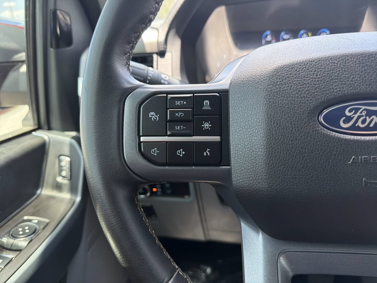 Certified 2024 Ford F150 XLT w/ Equipment Group 302A MID RWD image 27
