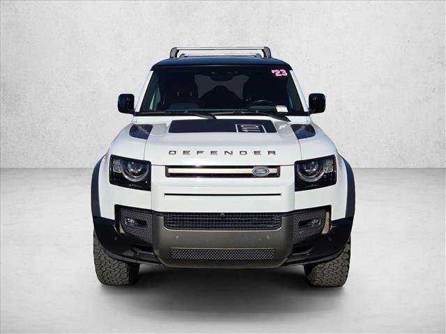 Used 2023 Land Rover Defender 110 X-Dynamic SE image 2