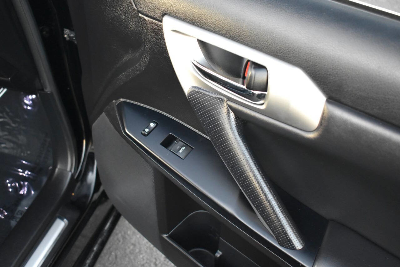 Used 2013 Lexus CT 200h image 56