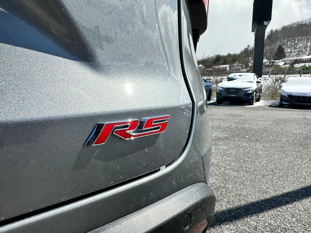Used 2025 Chevrolet Trax RS w/ Sunroof Package image 7