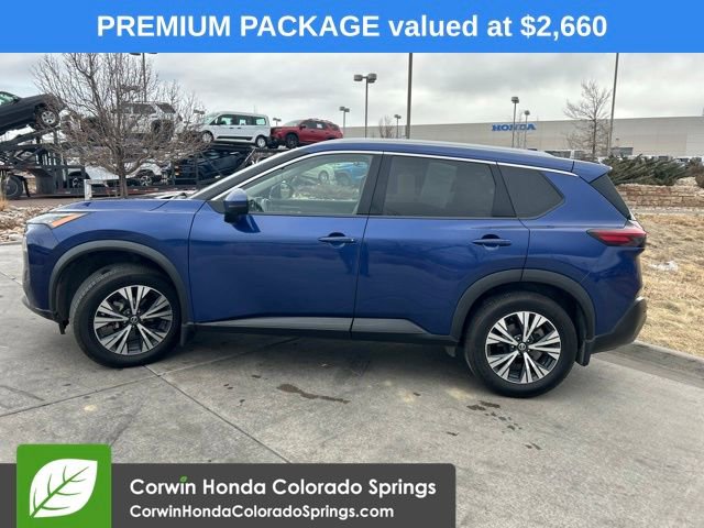 Used 2021 Nissan Rogue SV w/ Premium Package image 4