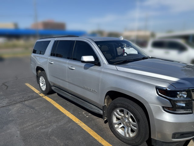 Used 2019 Chevrolet Suburban LT AWD/4WD image 38