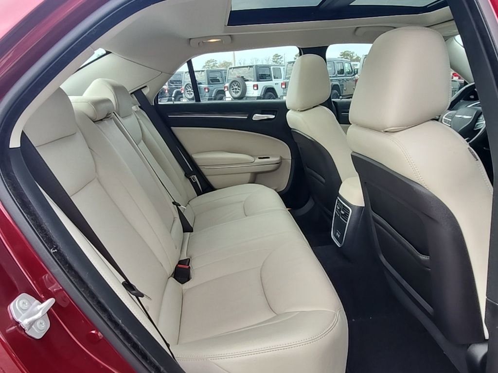 Certified 2021 Chrysler 300 Touring L w/ Popular Equipment Group image 25