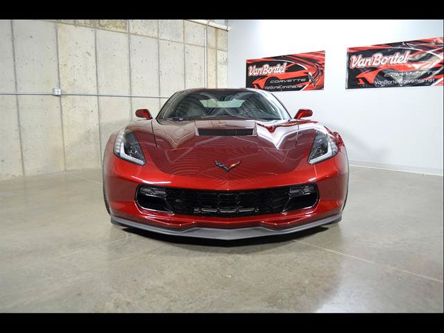 Used 2017 Chevrolet Corvette Grand Sport w/ Carbon Flash Badge Package RWD image 3