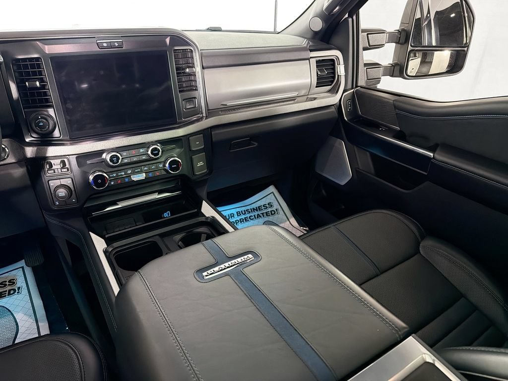 Used 2025 Ford F250 Platinum AWD/4WD image 25