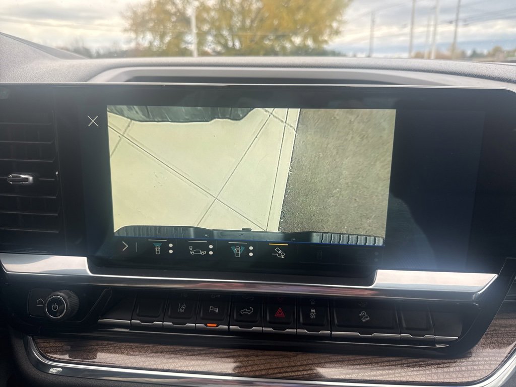 Used 2024 Chevrolet Silverado 2500 LT w/ Midnight Edition image 39