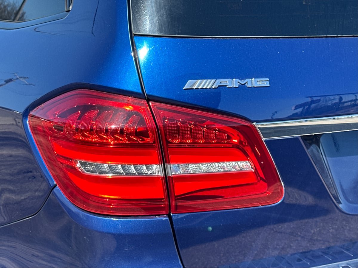 Used 2019 Mercedes-Benz GLS 63 AMG 4MATIC w/ AMG Night Styling Package image 22