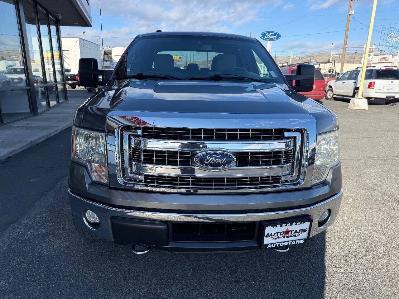 Used 2014 Ford F150 XLT w/ Equipment Group 302A Luxury image 2