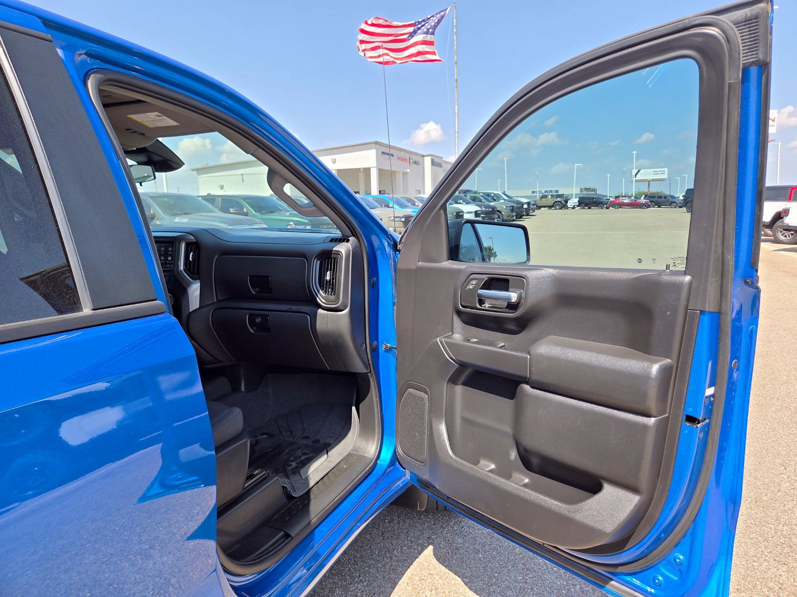 Used 2023 Chevrolet Silverado 1500 Custom RWD image 20
