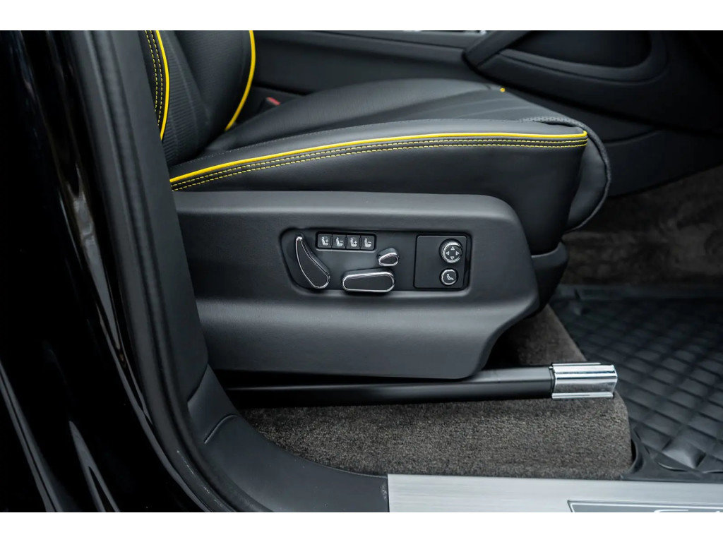 Used 2023 Bentley Bentayga Speed image 40