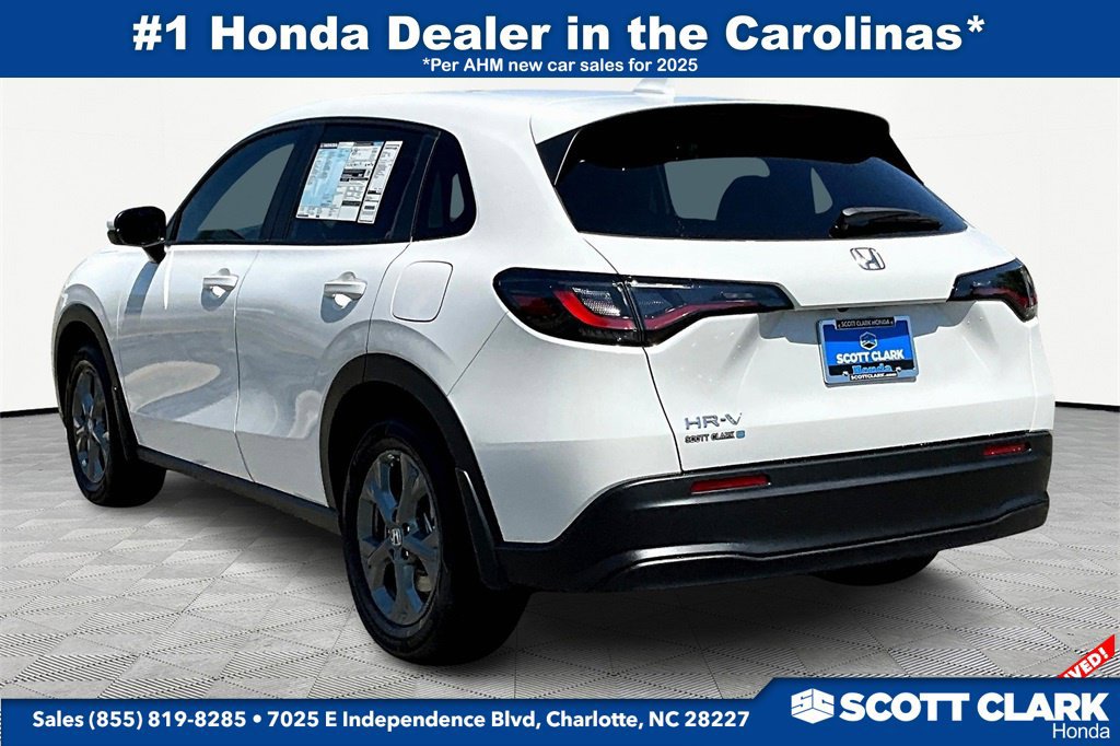 New 2027 Honda HR-V LX image 3