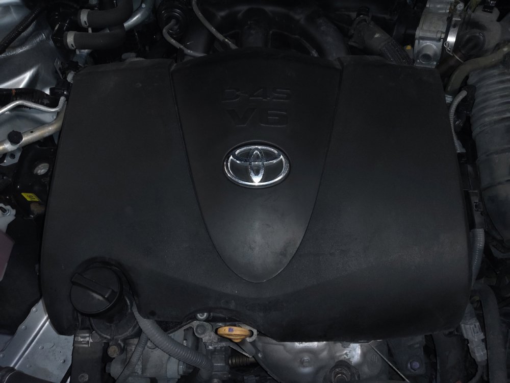 Used 2020 Toyota Highlander Limited FWD image 31
