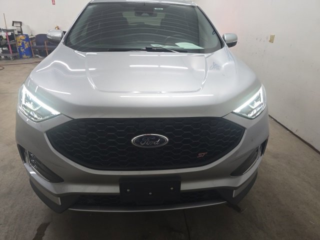 Used 2023 Ford Edge ST image 19