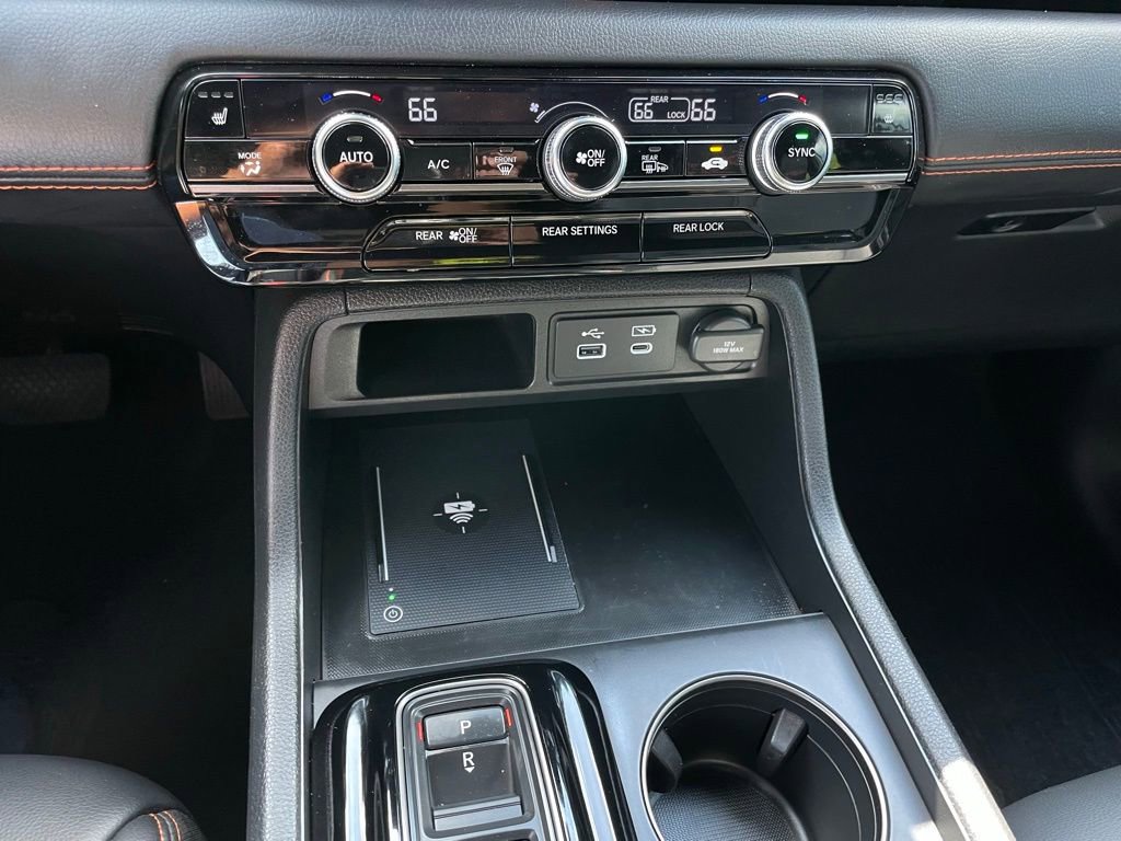 Certified 2024 Honda Pilot TrailSport image 22