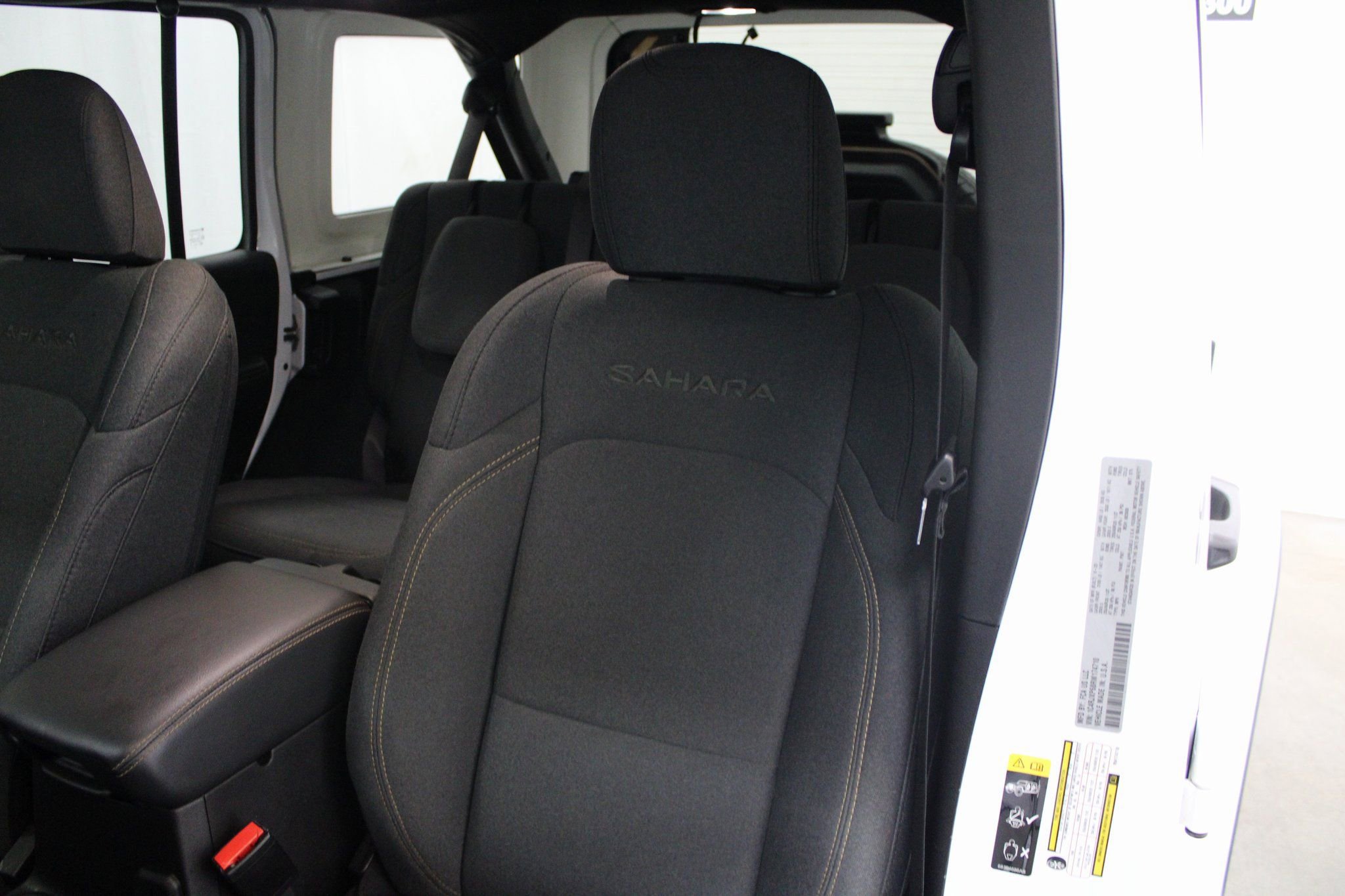 Used 2024 Jeep Wrangler Unlimited Sahara image 18