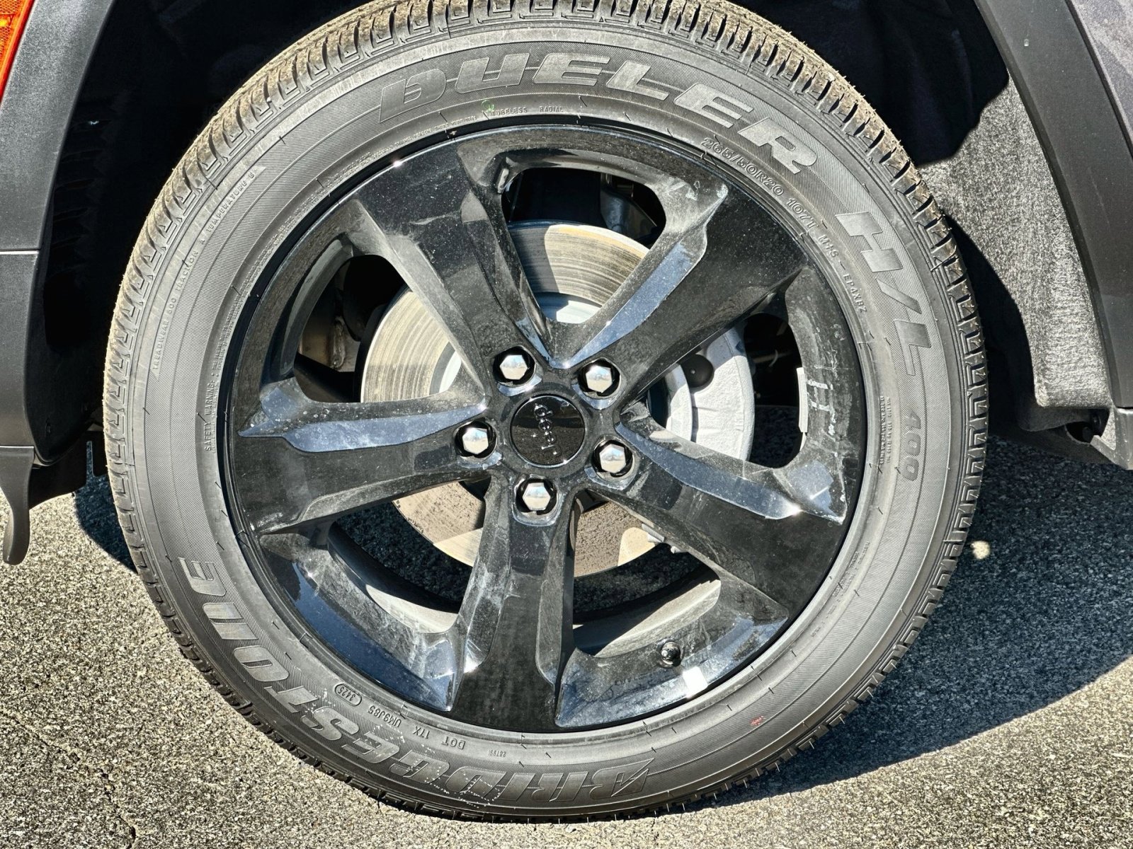 New 2025 Jeep Grand Cherokee Laredo image 12