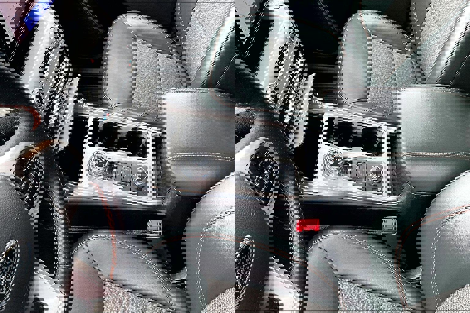 Used 2023 Ford Explorer Timberline image 15