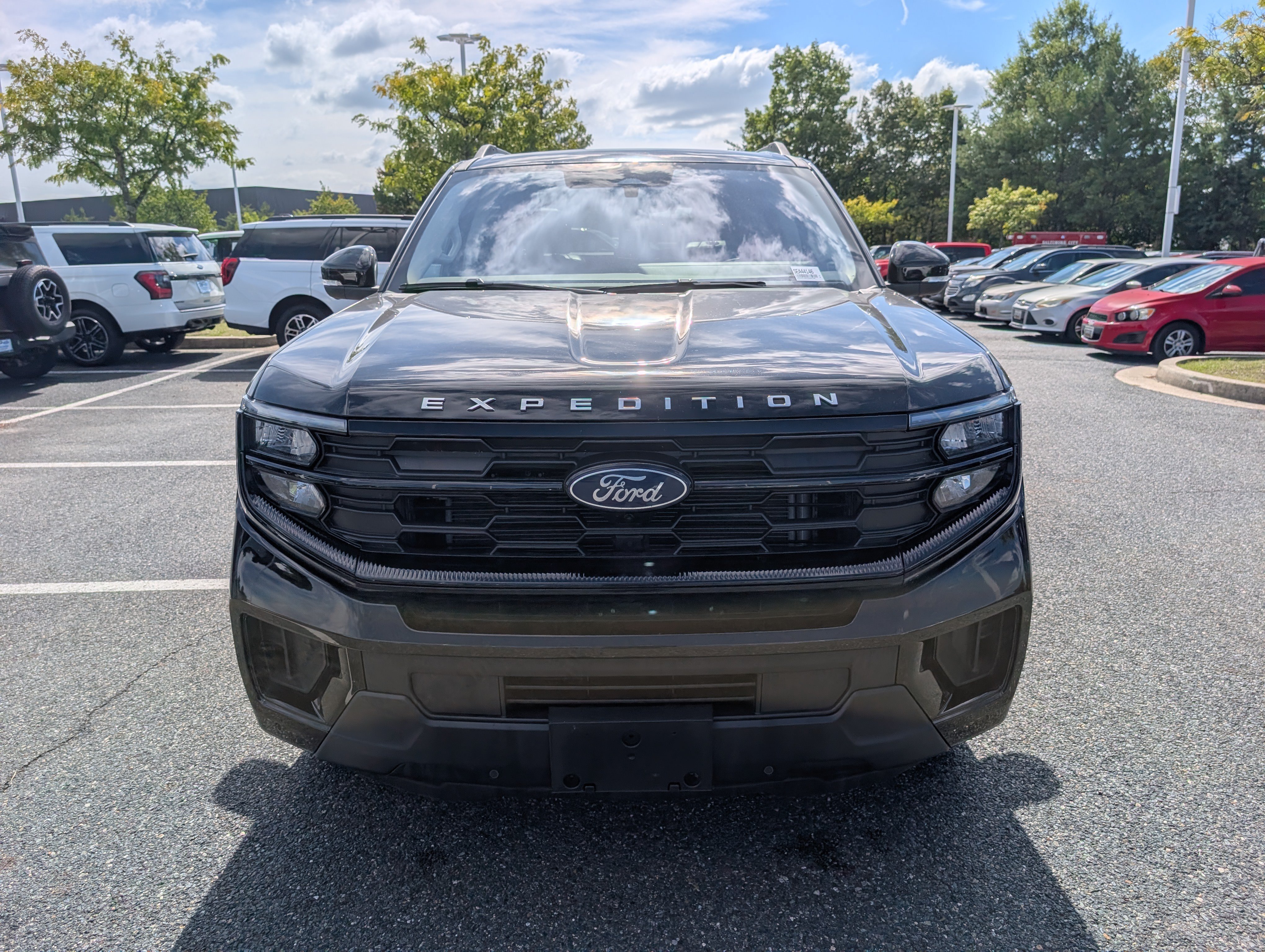 Certified 2025 Ford Expedition Active AWD/4WD image 9