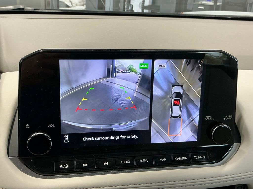 Used 2023 Nissan Rogue SL w/ SL Premium Package image 8