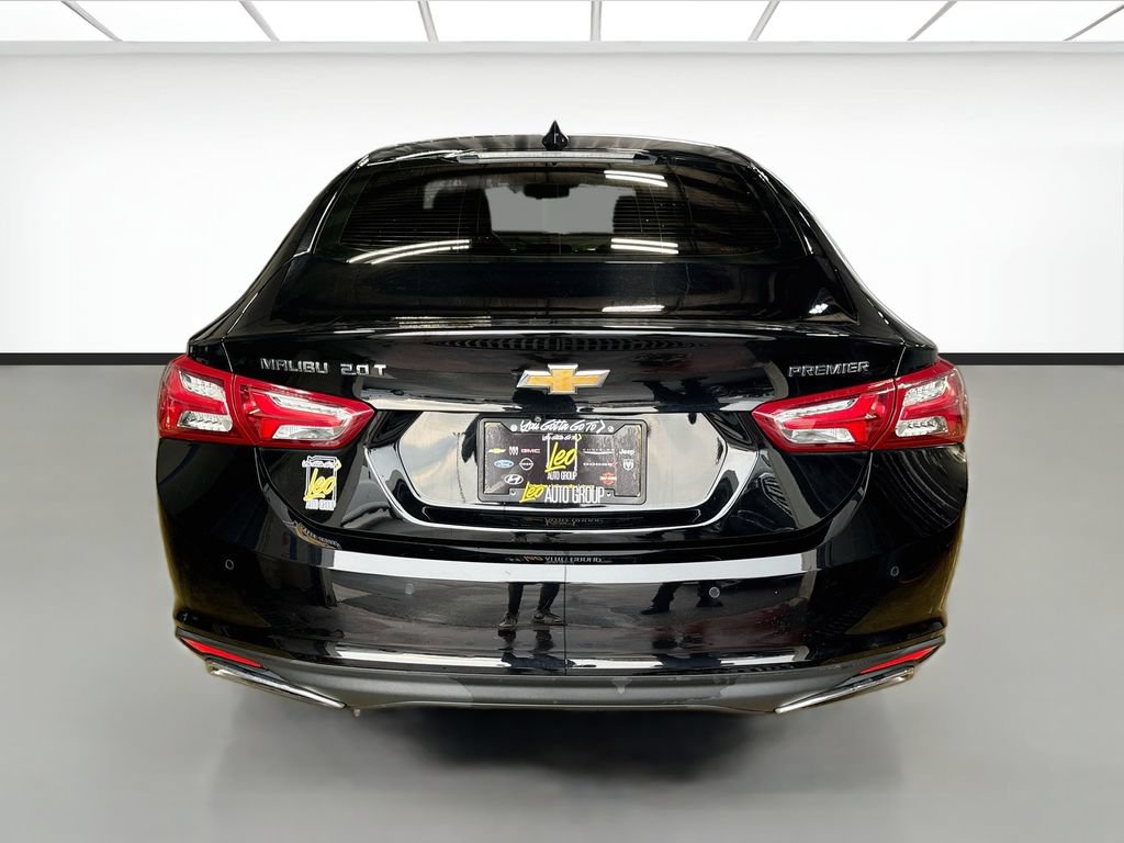 Used 2019 Chevrolet Malibu Premier w/ Sun and Wheel Package FWD image 6