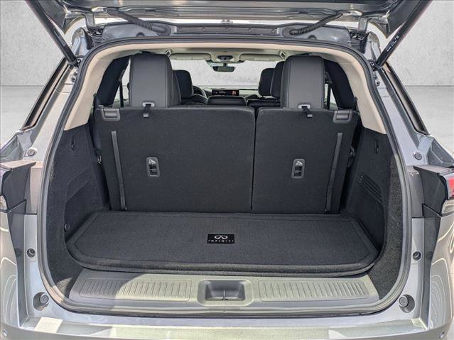 Certified 2026 INFINITI QX60 Luxe w/ Family Package FWD image 6