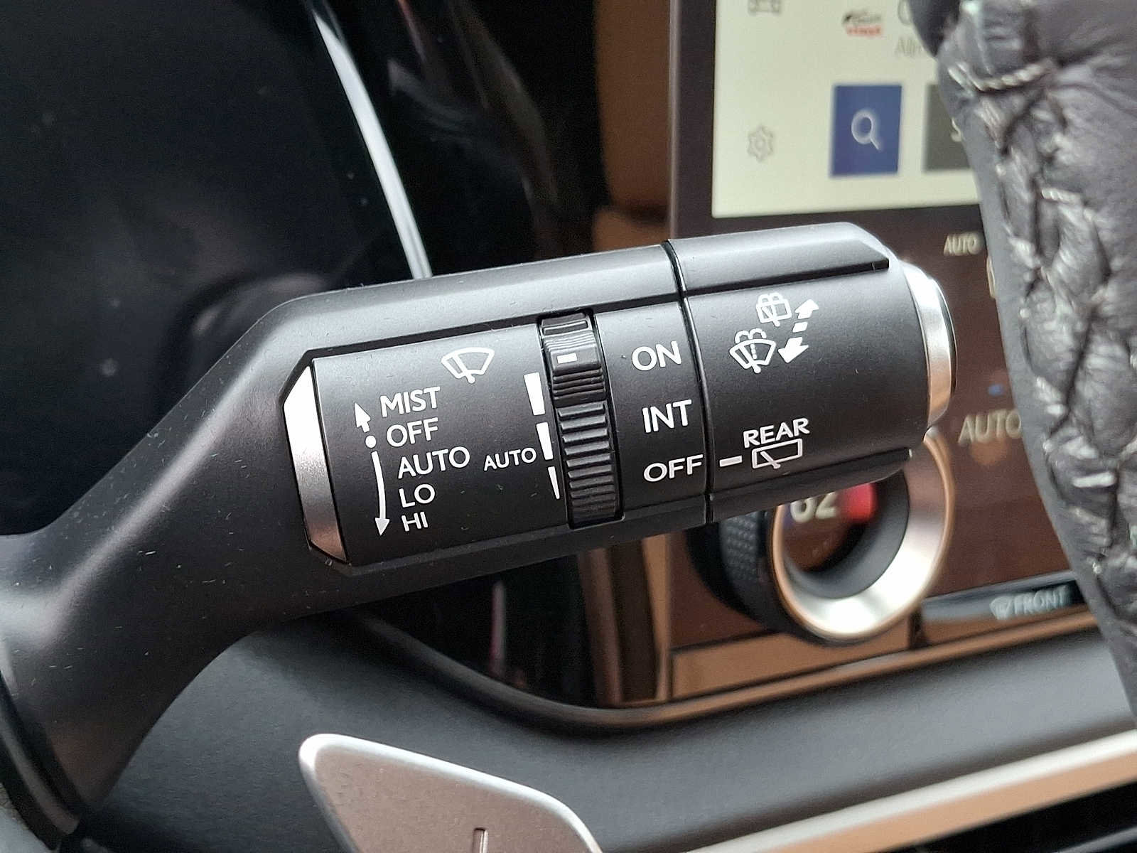 Used 2024 Lexus RX 350 Premium w/ Accessory Package (Z1) image 21