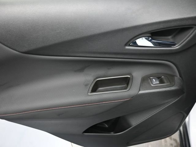 Used 2022 Chevrolet Equinox RS w/ LPO, Floor Liner Package image 19