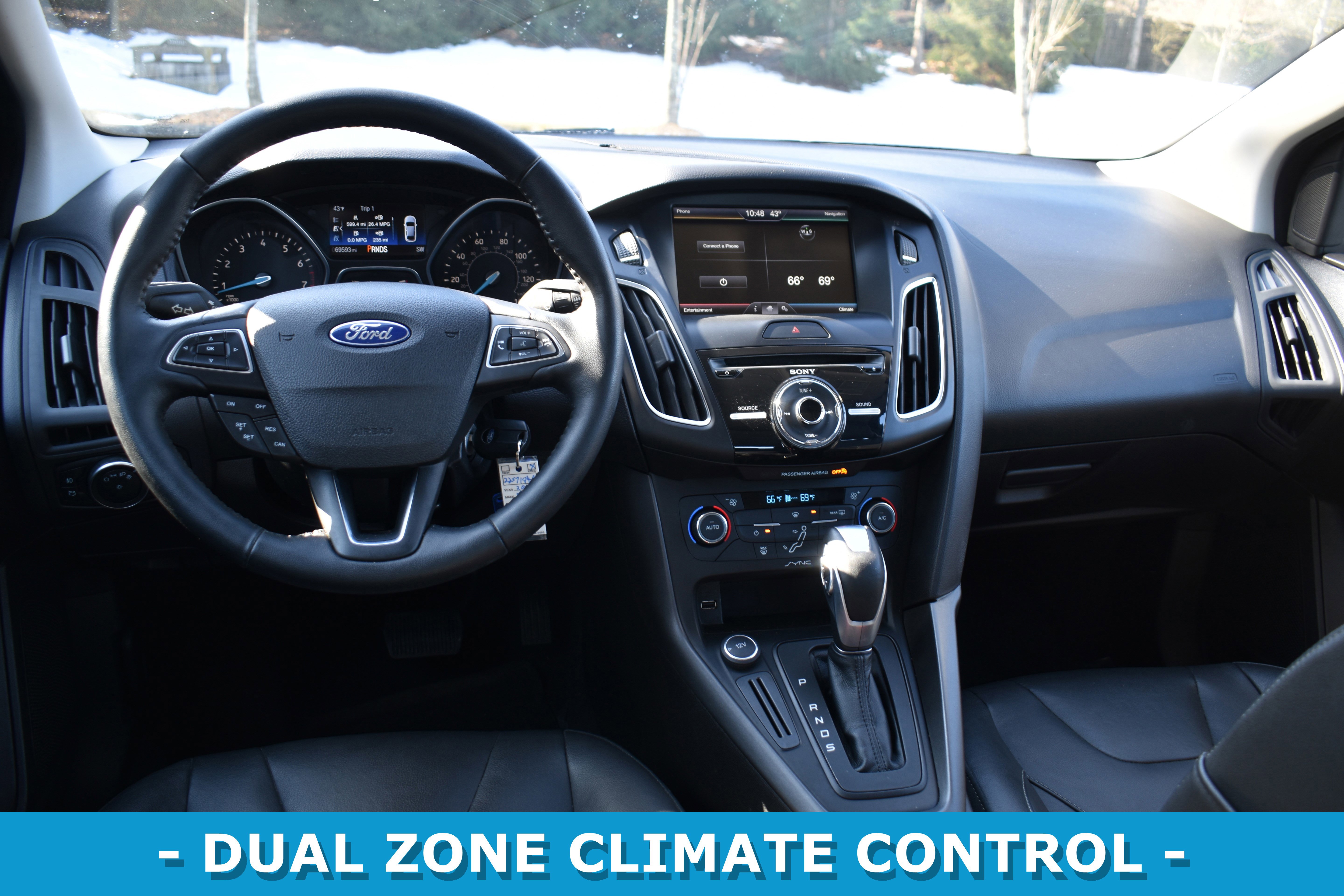 Used 2015 Ford Focus SE w/ Equipment Group 201A image 10