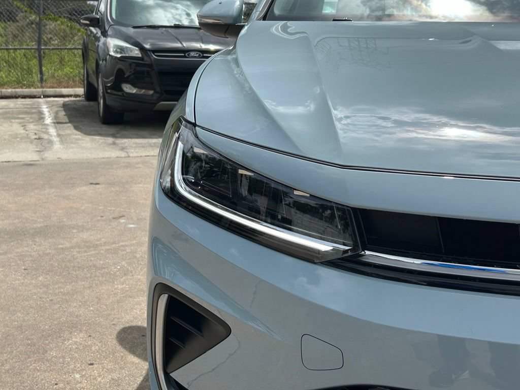 New 2027 Volkswagen Jetta SEL FWD image 33