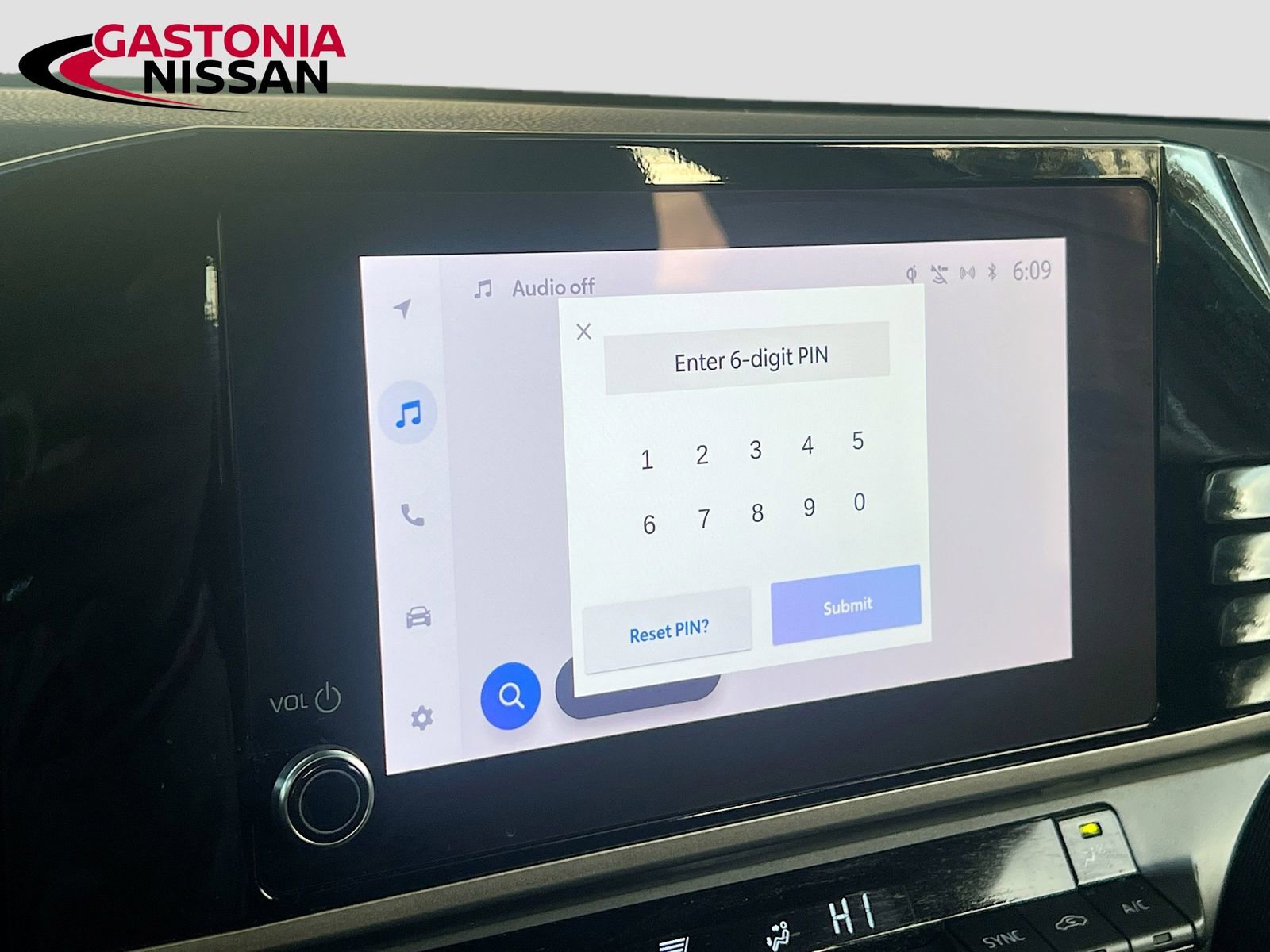 Used 2025 Toyota Camry LE image 18