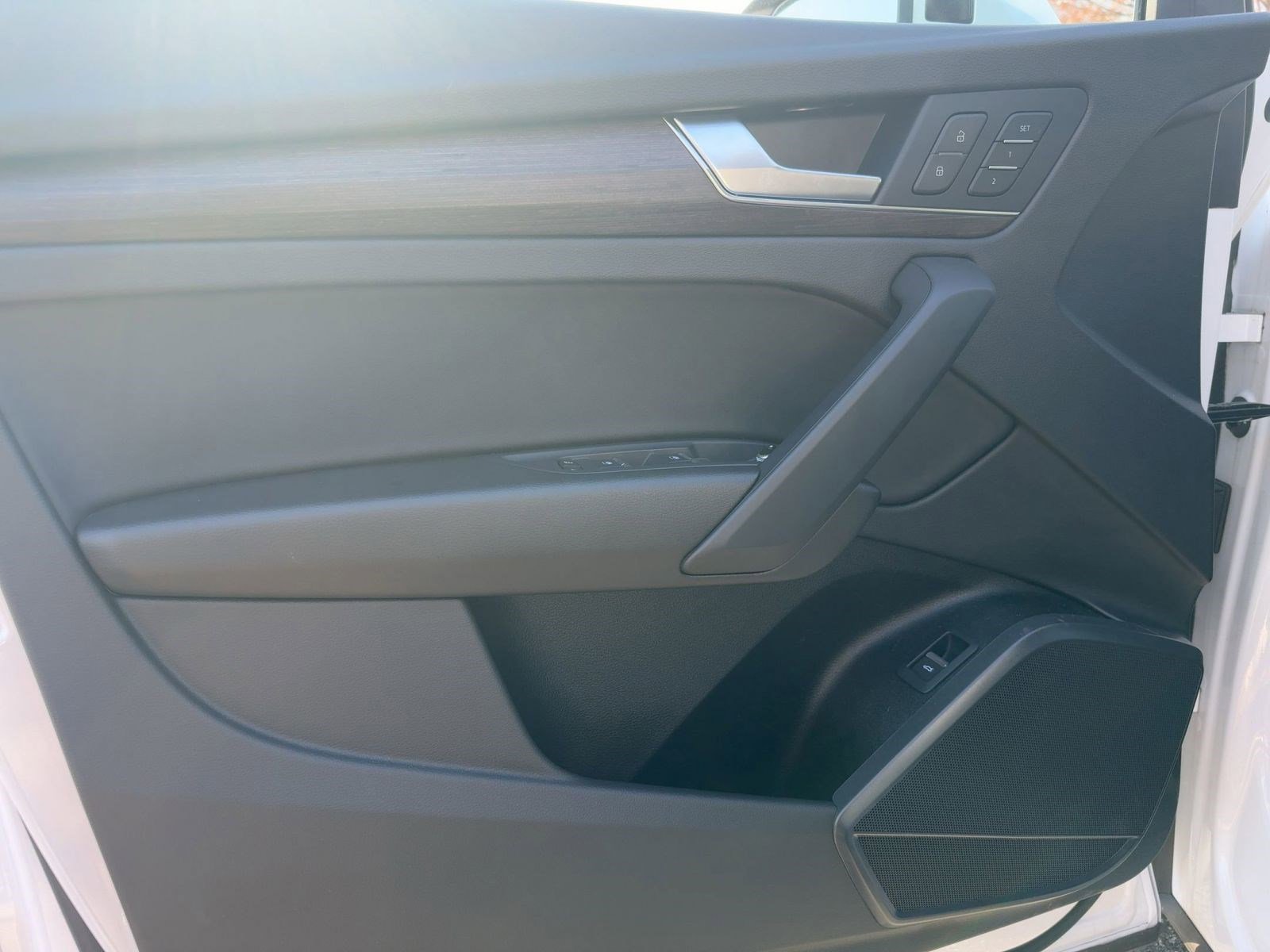 Used 2025 Audi Q5 2.0T Premium w/ Convenience Plus Package image 21