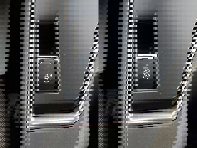 Certified 2024 Subaru Crosstrek 2.0i Premium image 30