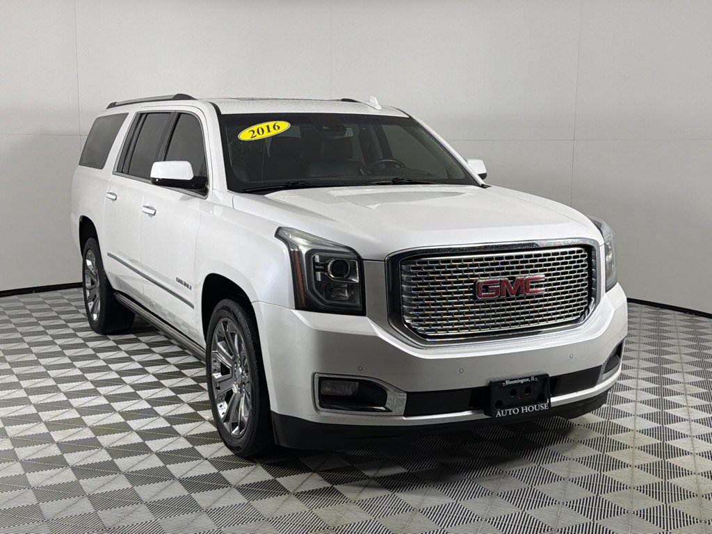 Used 2016 GMC Yukon XL Denali w/ Open Road Package AWD/4WD image 3