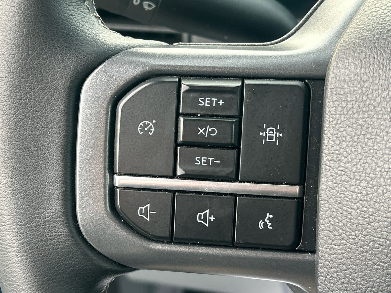 Used 2025 Ford F150 XLT w/ Equipment Group 301A Standard image 24