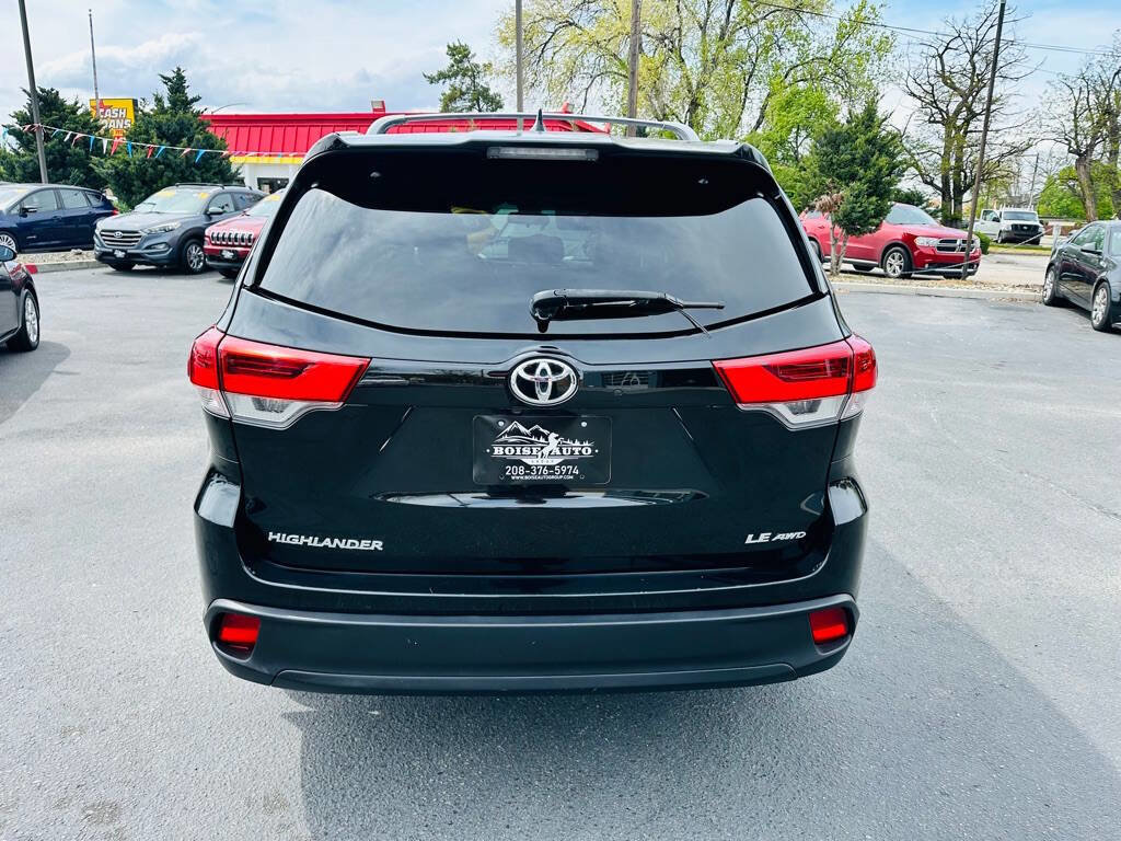 Used 2017 Toyota Highlander Plus w/ Carpet Mat Package AWD/4WD image 6